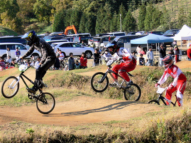 2007緑山１１月定期戦VOL5BMXエキスパートクラス予選画像垂れ流し_b0065730_21131438.jpg