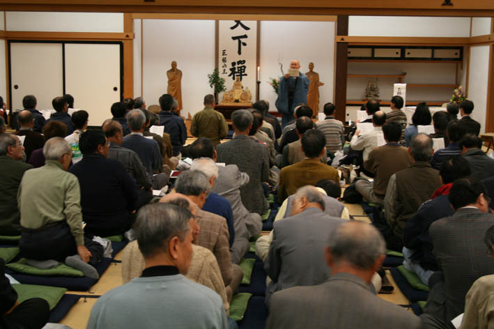 “地域デビュー”へのお誘い第４弾・詳報①お経、坐禅、法話_c0014967_12182219.jpg