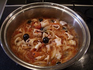 鍋に材料入れて煮込むだけ料理 その1_c0124100_19183048.jpg