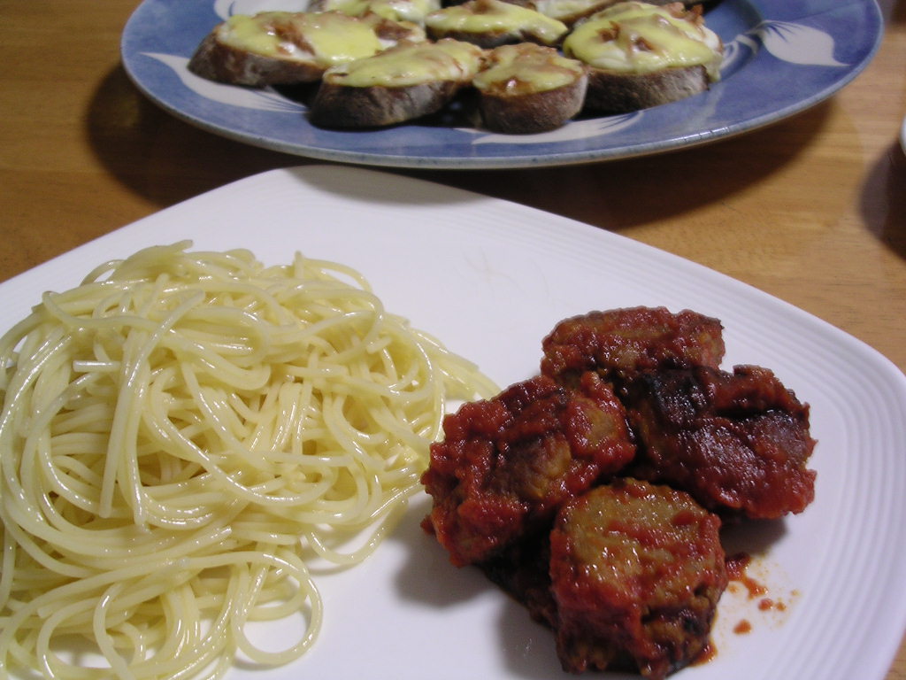 いわしボールのトマト煮込み 食いしん坊は料理好き いわしボールのトマト煮込み 食いしん坊は料理好き
