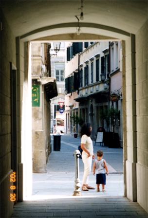LA SCONOSCIUTA 題名のない子守唄 ’06 イタリア_e0079992_9585653.jpg
