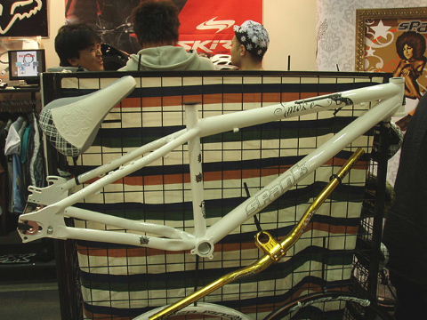 サイクルモード2007_e0126901_18475947.jpg