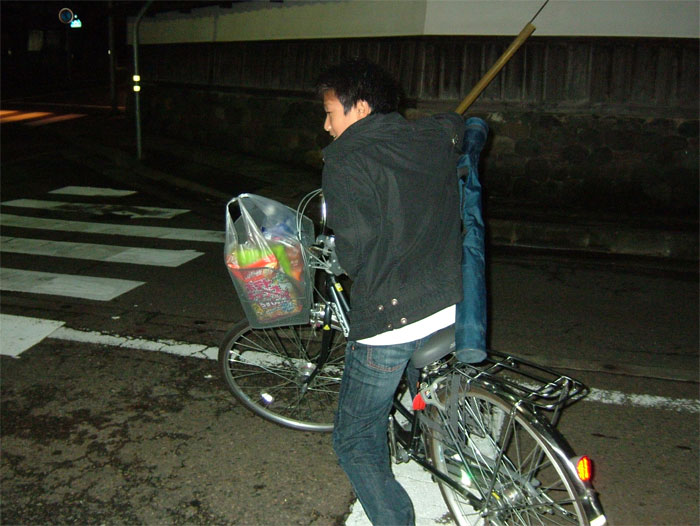 父親代わり長男_c0110051_9444729.jpg