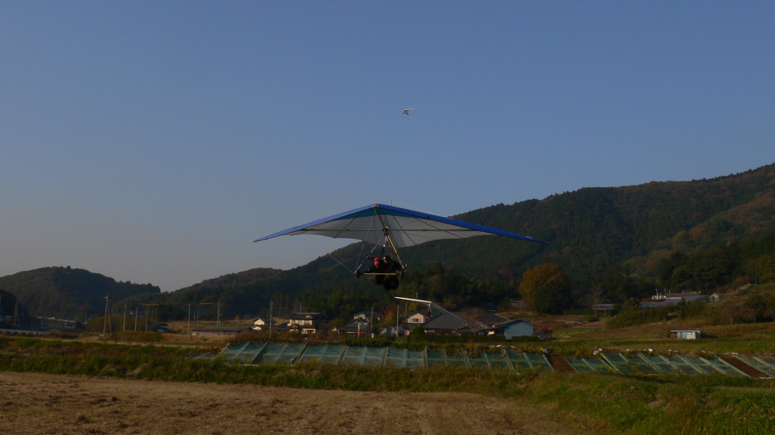 秋のソアリング日和 _a0069056_2175438.jpg