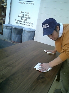 DINING TABLE_c0146581_1623108.jpg