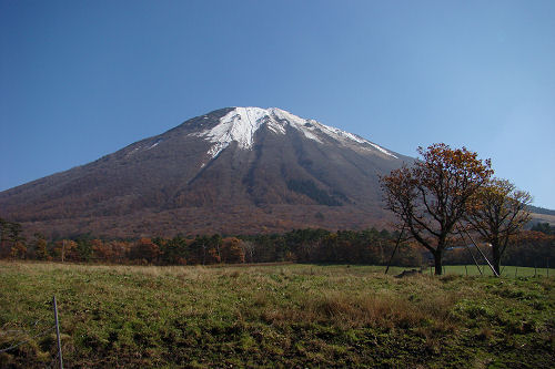 晩秋の大山_f0007926_14523176.jpg