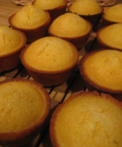 cornmeal muffins_c0152219_1284614.jpg