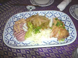 甲東園 タイ料理 イサラ_b0054727_115163.jpg