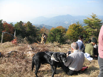 晩秋里山ハイキング  _e0110940_7343224.jpg