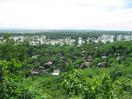 Phnom Trop_f0157870_238824.jpg