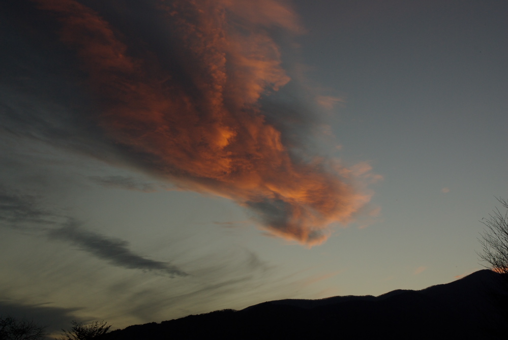 今日の空（雲）_f0137288_18145849.jpg