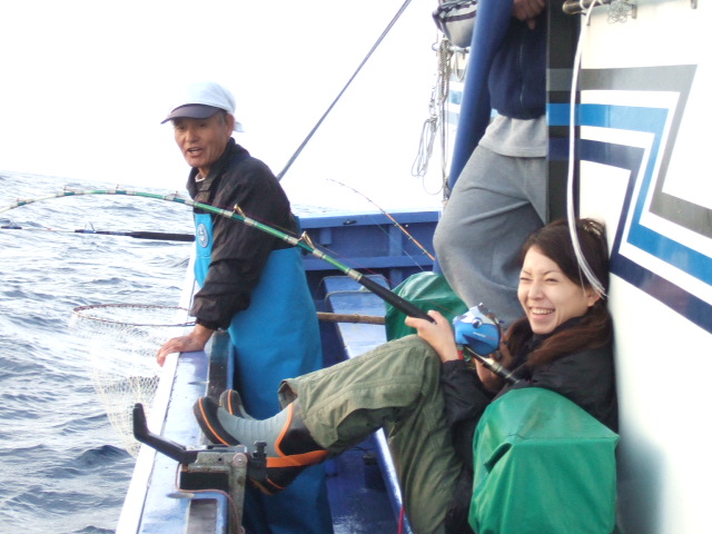 八丈島にて高級魚♪　爆釣～♪(^O^)／_f0033986_1714245.jpg