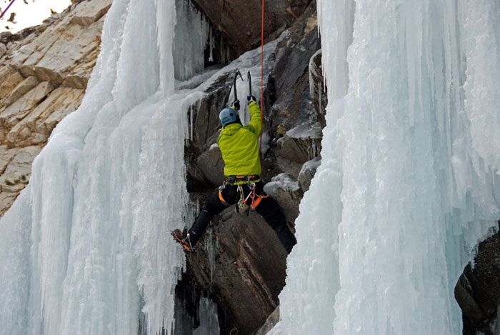 ice climbing_b0110880_124040.jpg