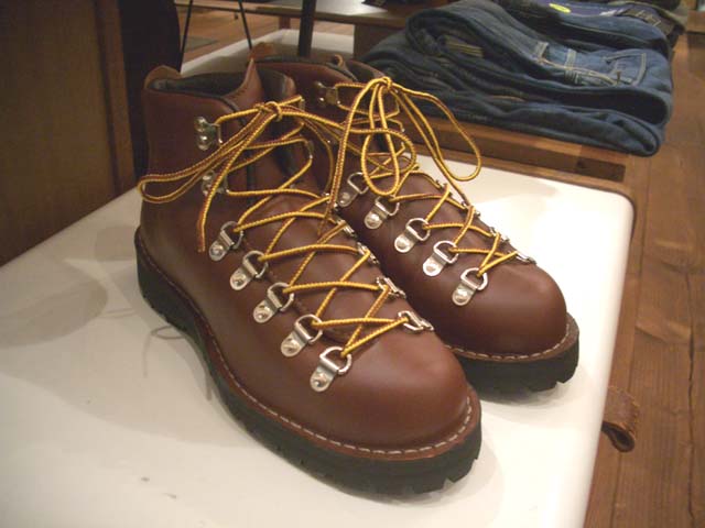 danner mountain light/マウンテンライト_f0051306_2003099.jpg