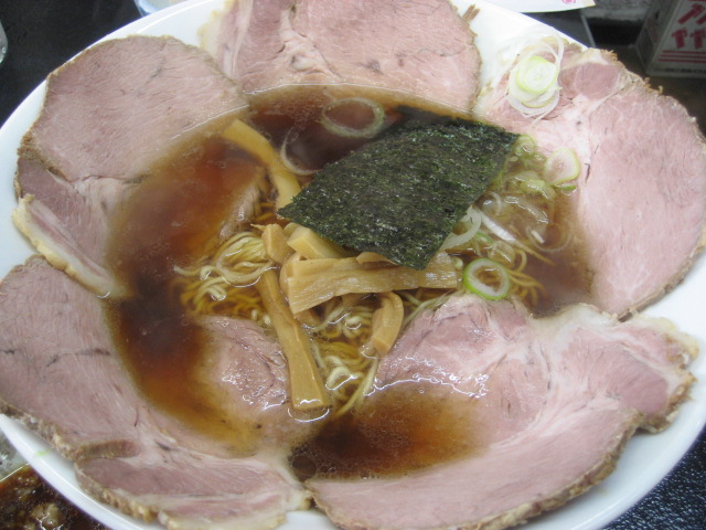 くまちゃんラーメンの「チャーシューメン」¥750@日野_b0042308_0185186.jpg