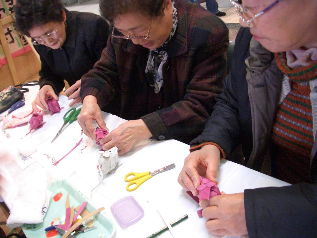 富士市の紙文化 紙バンド工芸!_f0141310_22122164.jpg