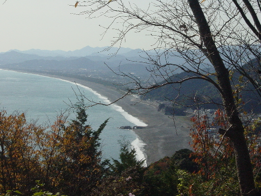 世界遺産、花の窟・獅子岩・松本峠・鬼ヶ城を探索_f0133861_22421664.jpg