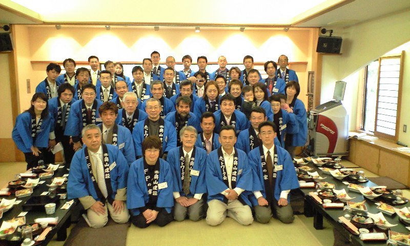 さぁ~開会1時間前です~感謝会~(携帯から)_a0107574_112744100.jpg