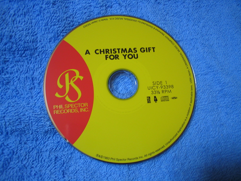 A CHRISTMAS GIFT FOR YOU FROM PHIL SPECTOR (紙ジャケ)_c0065426_22352012.jpg