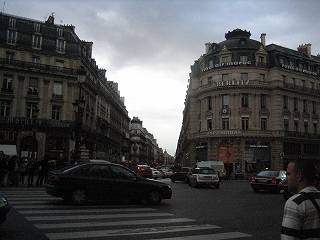 2007年9/18（tue）「Paris・空港までは一人旅」２時間のお散歩_c0077697_2041330.jpg