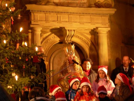 ニュルンベルクからクリストキントがやってきた ドイツワイン産地直送えく子のローテンブルクブログ ニュルンベルクからクリストキントがやってきた ドイツワイン産地直送えく子のローテンブルクブログ