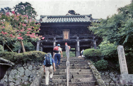 西国観音巡礼　＜第２９番　青葉山　松尾寺＞_a0045381_12211983.jpg