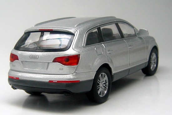 Audi Q7 by KYOSHO_d0041622_029786.jpg