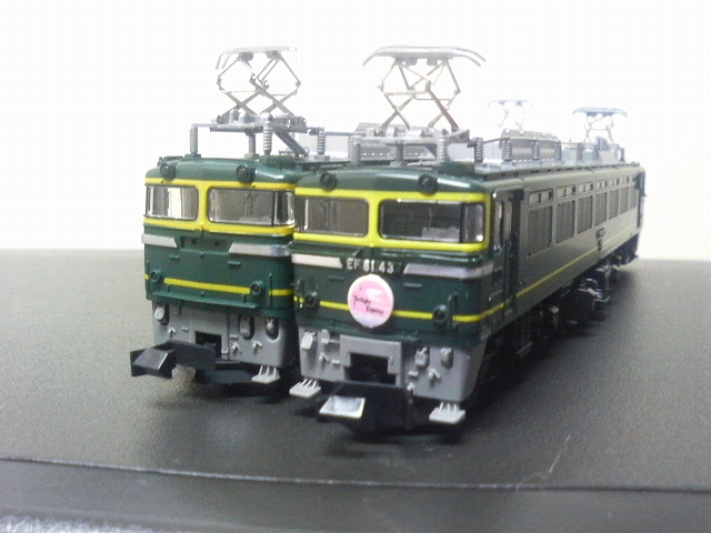 EF81トワイライトタイプ・ラウンドハウス_f0087933_2340937.jpg