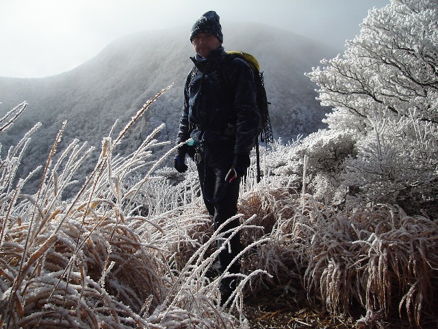 指山から三俣山(2007.12.5)_f0039234_10494959.jpg