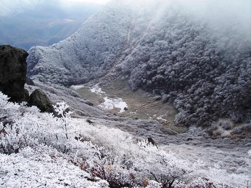 指山から三俣山(2007.12.5)_f0039234_10513891.jpg