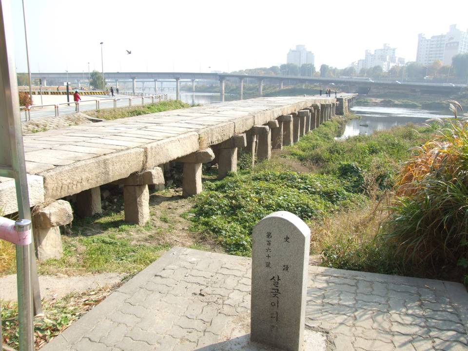 a0064392_15211496.jpg