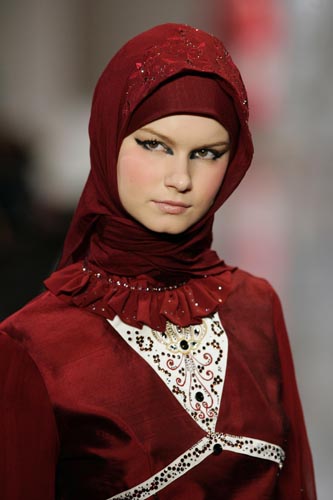 ★イスラミック フッション ショー2007年、 マレーシアで開催_a0028694_17465451.jpg
