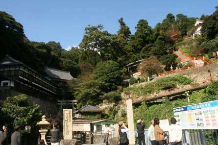 西国観音巡礼 <第30番 竹生島 宝厳寺>_a0045381_6243560.jpg