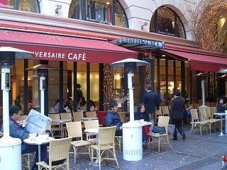 本日、誕生日につき ANNIVERSAIRE CAFE_c0135971_1225622.jpg