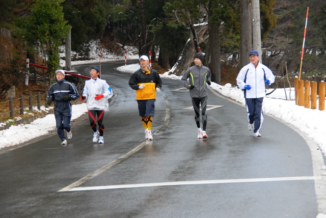 手形陸橋RFの走り納会＆忘年会_a0098372_1819051.jpg