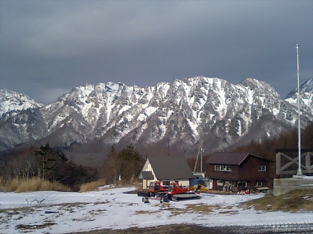 今週も雪山出張！_e0039033_2257373.jpg