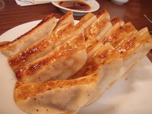 スヰートポーズの餃子_a0037910_7472251.jpg