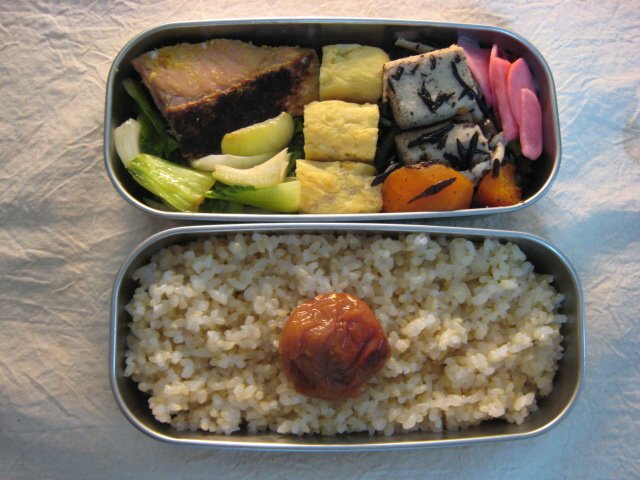 今日のお弁当_f0124485_13124221.jpg