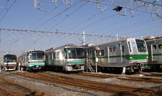 f0084703_1259995.jpg