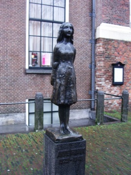e0064043_5379100.jpg