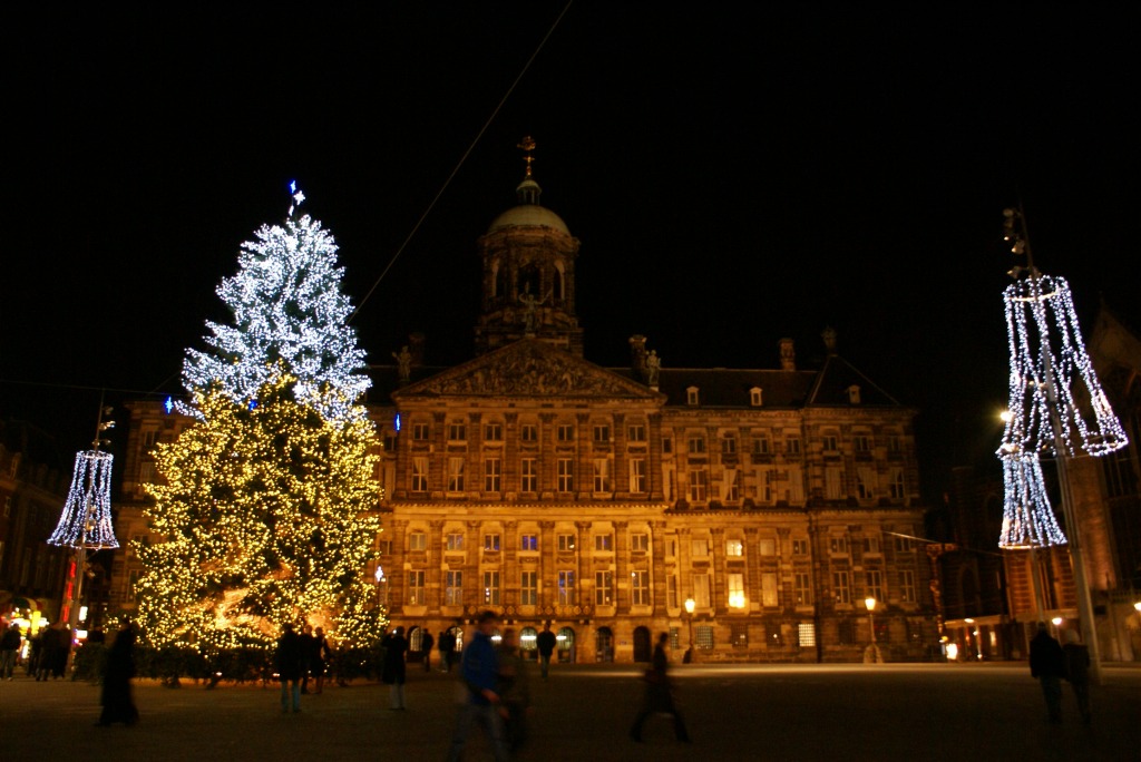 荒んだ夜の空気。　in Amsterdam_c0105551_5262062.jpg