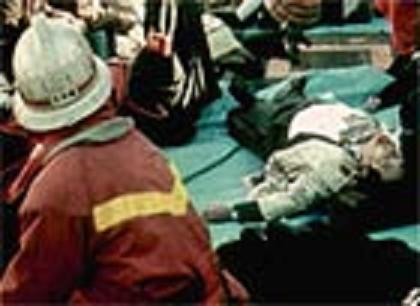 「独立国」のフリをしているだけのあわれな米英(イルミナティ)のドレイの群れ_c0139575_1363772.jpg