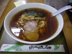 らーめん三好で３００円ラーメン_c0030645_21163538.jpg