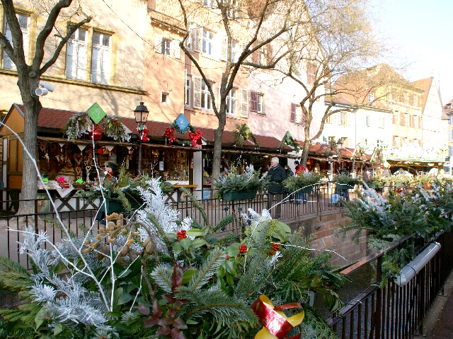 フランスのクリスマス市　その弐　：　Colmar_c0120649_17285788.jpg