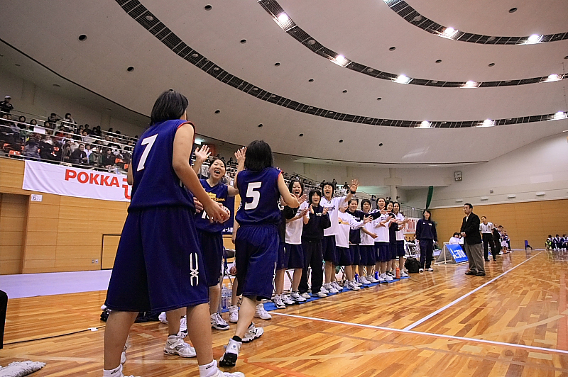 2007/11/25/決勝戦/大阪体育大学-大阪人間科学　01_c0119900_0454876.jpg