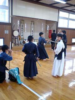 山中少年剣道教室納会試合_d0093903_12472494.jpg