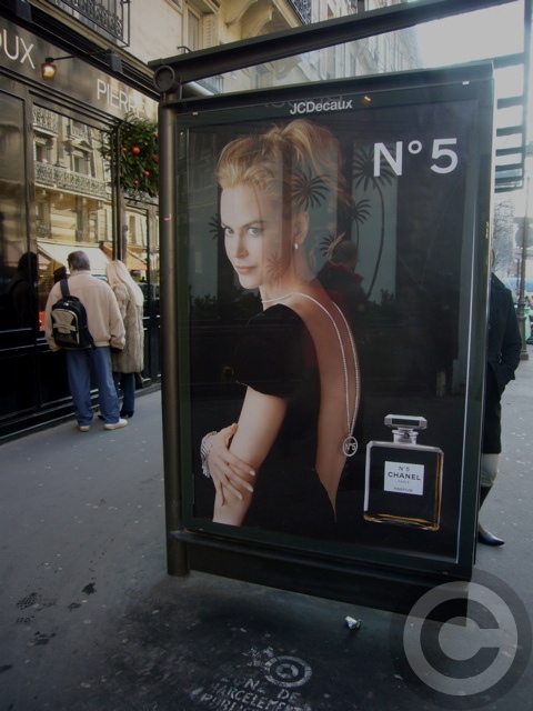 ■街角の広告（パリ）_a0008105_10234935.jpg