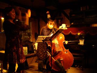 詩+低音 満員御礼! & 本日_f0042307_125362.jpg