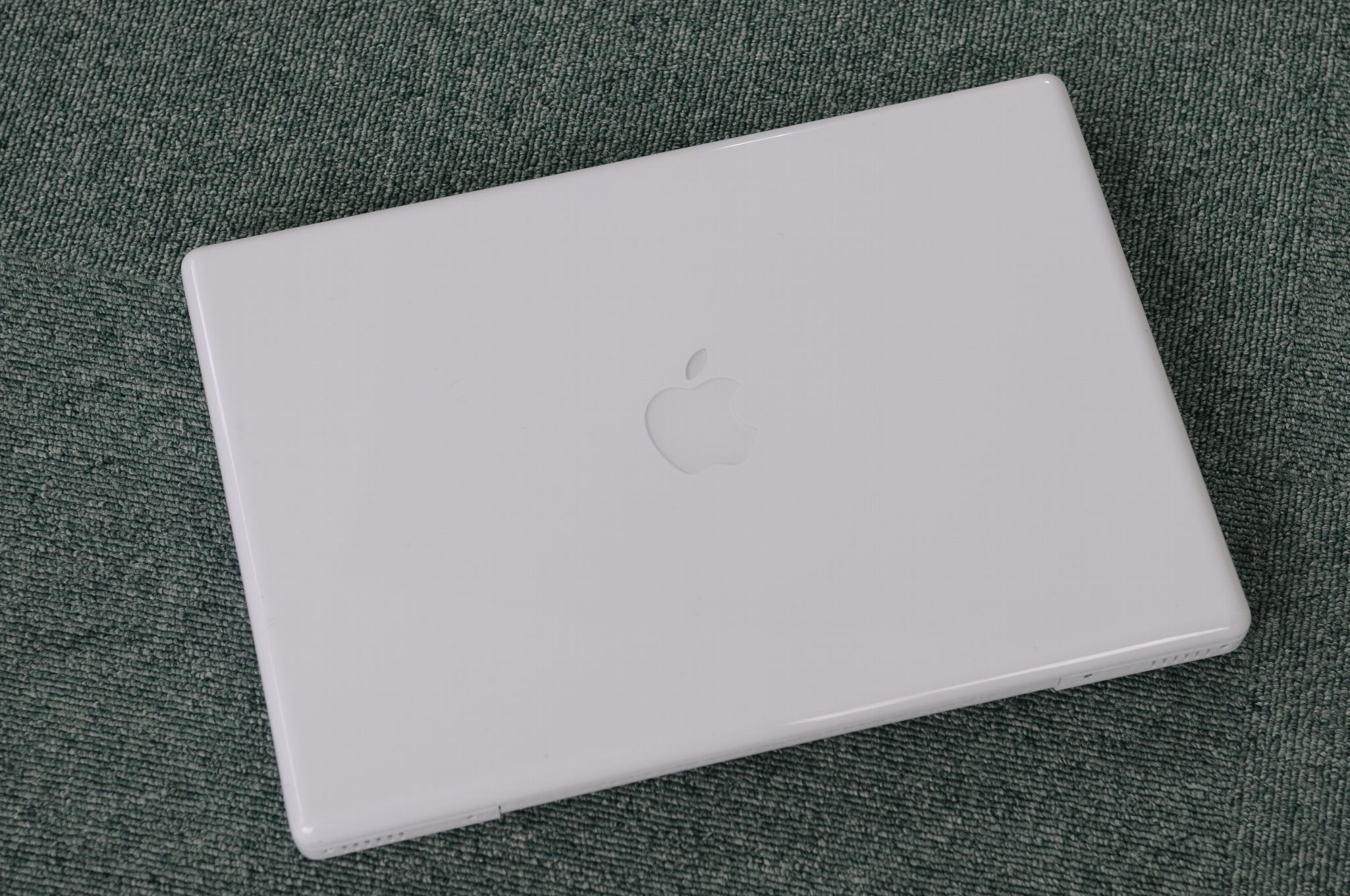 MacBook 購入しました！_e0071178_15591517.jpg