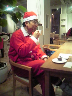 クリスマス・イブ ブリットボウルに「サンタさんが3回!」_c0128487_154017.jpg